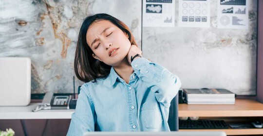 Ból węzłów chłonnych szyi i ucha – na jakie badanie USG powinienem się zgłosić?